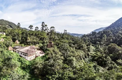 Volcanoes Bwindi Safari Lodge - Bush2City